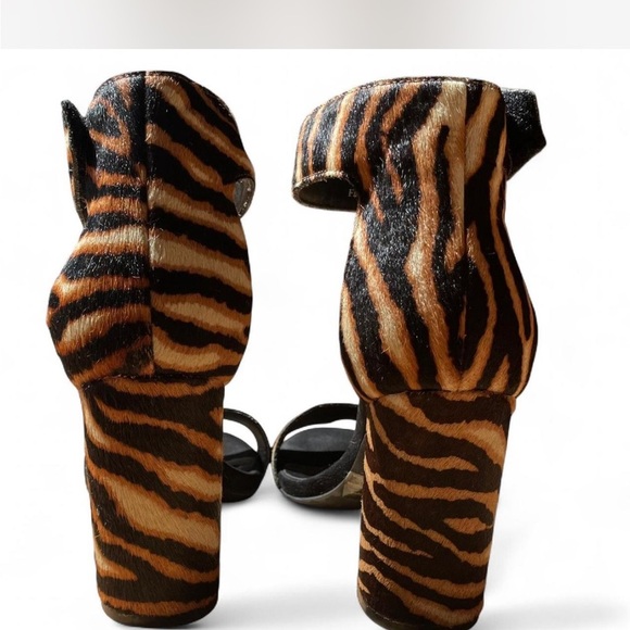 <Jeffrey Campbell> Ankle Strap Zebra Print Heeled Sandal Size 7 - Picture 4 of 8